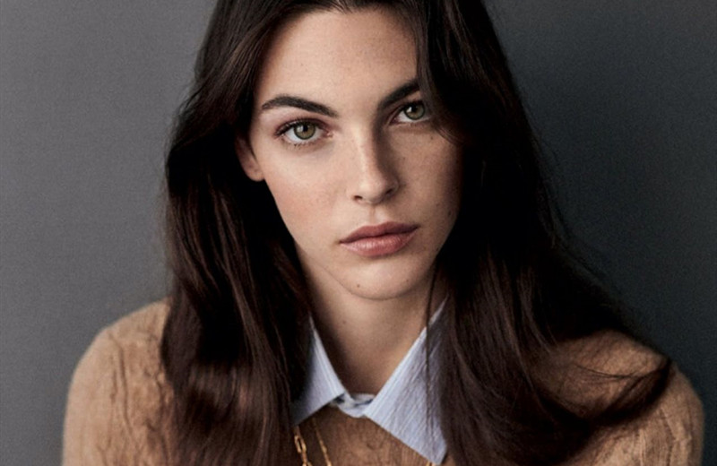 大战僵尸girl 是大战会露出满意的微笑